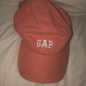 Gap hat